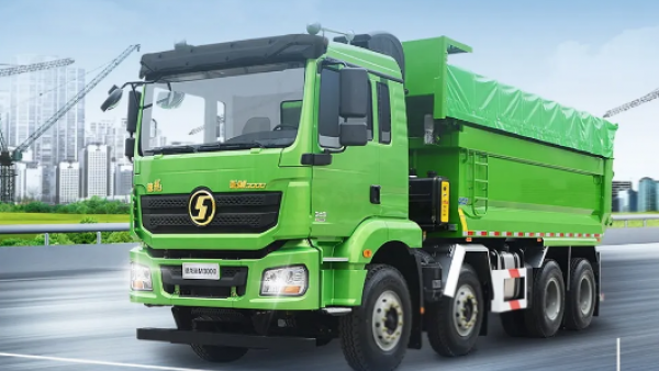 陕汽康明斯 | 8×4渣土车•无“卸”可击 谁与争锋