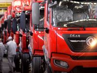 1.5分钟下线一辆卡车 ，东风商用车跑出“+速度”