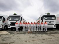 再交车!上汽红岩车罐一体智能危化车批量交付安徽企业