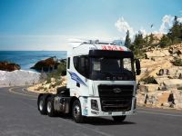 低地板550马力+高端配置 ，华菱汉马H9旗舰牵引车详解