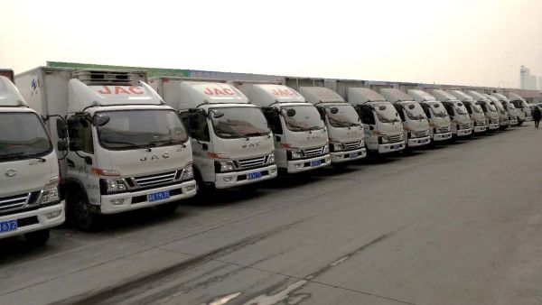 骏铃大客户选择用人致富经 30台冷链车背后故事很多