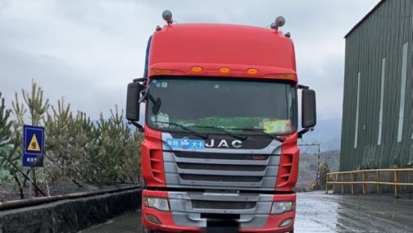 网红卡友成长记:和老公开格尔发闯天涯,卡车就是我的家