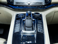 这辆域虎皮卡，一家人抢着开