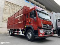 福田新发布的载货车，欧航配置怎么样？实拍6.8米仓栅载货车带您好好看看