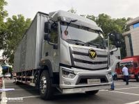 福田又发布了一款高端载货车,双卧铺自动档,后桥还配了空气悬架