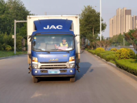 30多辆江淮轻卡！他为何如此中意帅铃？