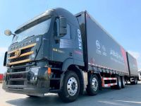 快递运输哪家强?看红岩杰狮中置轴货运列车!