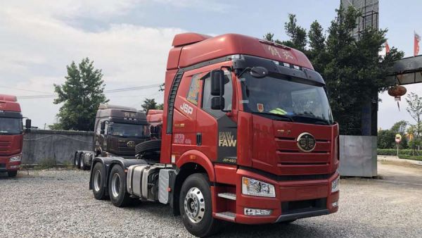 南方款和北方款车型有啥区别?实拍解放J6P南方款,这些细节是关键