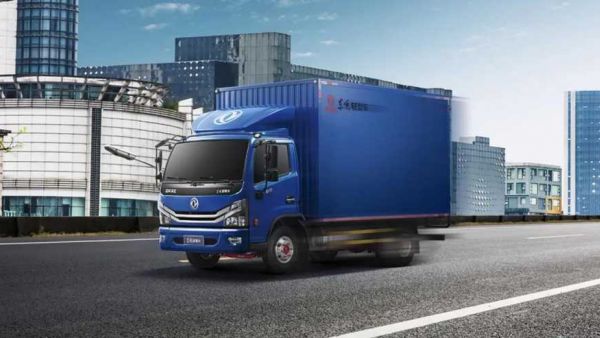 快递，快运，搬家，想在城市自由行走选哪款车好？