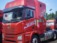 解放JH6+房车化卡车到底怎么样？拆分车辆驾驶室，带您好好看看