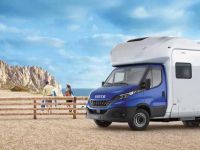 第十一届上海国际房车上海开幕，进口依维柯等你探寻下一段旅程