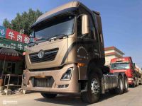 天龙KL自动挡牵引车实拍,继承了好多天龙旗舰基因,香槟金配色真好看