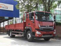 绿通、冷链多场景应用,高端动力驾驶室也更舒适,时代领航ES7国六版中卡实拍