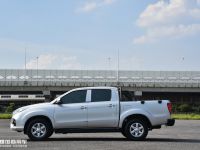 江铃新宝典皮卡下线，50万的解放J7实拍，提加一周好文推荐