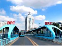 比公交更方便、国内外多个城市都在用，带您看看城市的特色交通BRT