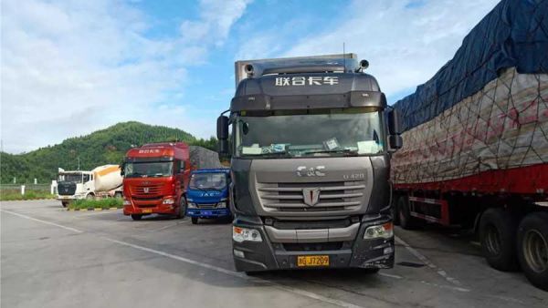 百万公里无大修，这位老司机买车只认可联合卡车