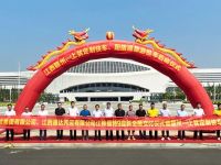 引领轻客新风向，当江铃福特轻客遇上“定制客运”