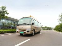 “环保先锋”银隆新能源商务车亮相首都两大机场