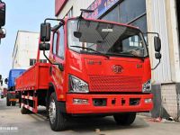 轻卡又出神车型?大车厢能装载,超大尺寸的解放J6F轻卡实拍