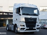 配置、体验均升级，力量与细腻集于一身，带您一睹全新曼恩TGX卡车的风采