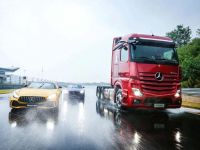 戴姆勒连续三年参加中国国际进口博览会,展示旗下顶尖乘用车及卡车产品阵容