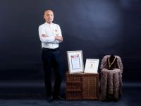 爆笑来袭，中国卡车司机的脱口秀大会