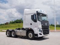 赚的轻松开的自在!乘龙H7 3.0自动挡牵引车助卡友高效创富!