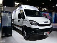 货箱容积16.7方，8AT自动挡国六，广州车展上市的2021款依维柯欧胜实拍