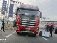 杰狮H6牵引车实拍，据说是红岩第6代重卡，改变的都不是以前的杰狮了
