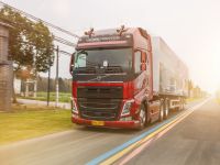 540马力全车空气悬架，6X4底盘液缓加持，带您看看奋进之旅的高配沃尔沃FH卡车