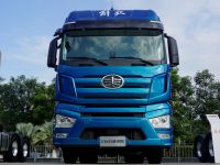 解放J7天然气重卡来了，470马力自动挡，3气罐续航超乎想象