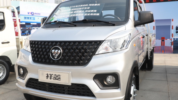 多拉快跑还有面子，这样的宽体微卡确定不来一辆吗？