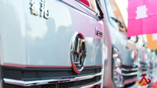 陕汽轻卡德龙K3000在珠三角地区隆重上市