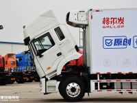 斜坡驾驶室装冷机不用切割,还是双卧铺,格尔发A5X冷藏车真专业