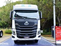 乘龙H7陆航版实拍，AMT配液缓，600马力堪称干线物流战车