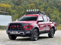 江淮悍途荣获年度风尚最值得期待新车奖