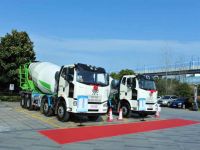 搅动风云！解放J6法规版搅拌车亮相南京！