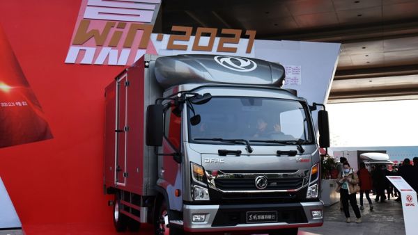 东风轻型车4S探店 东风凯普特星云升级后有哪些改进？