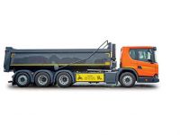 车高不超3米，低入口斯堪尼亚L系8X4自卸车，跑工地一样强悍