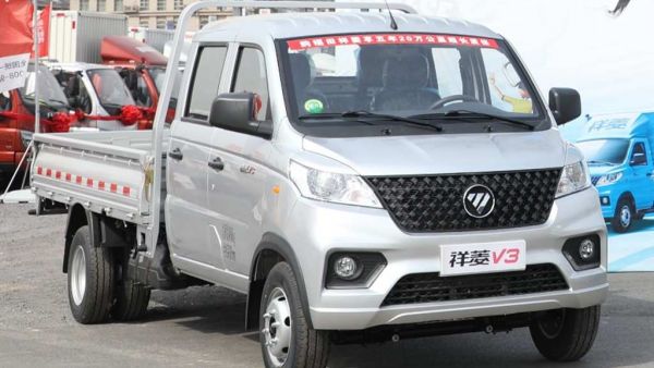 颜值高端有面子 舒适驾乘有里子 祥菱V3助力90后“工长”开启全新人生