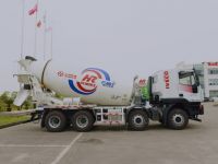 上汽红岩轻量化搅拌车,够“装”能“赚”!