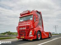 音乐与卡车的完美融合,荷兰老司机爆改沃尔沃FH,只为致敬自己喜爱的歌手