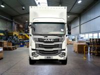 比想象中更大！揭秘10米货厢的格尔发A5L大单桥快递车多能“装”