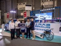 定制无障碍出行生活,上汽大通MAXUS福祉车圆行动不便人群“出行梦”