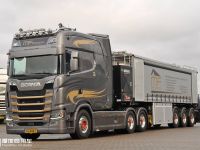 驾驶室加长1米，内饰超豪华，荷兰卡友的这台斯堪尼亚S730改装的真牛