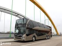 4米车高，既是城市公交又是长途大巴，带您领略沃尔沃9700 DD新款双层巴士的魅力