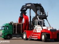 记录一辆5轴沃尔沃FH16的诞生过程,带您见识欧洲卡车改装文化