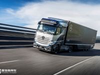 奔驰GenH2氢燃料电池卡车已完成初期测试,即将投入大规模路试