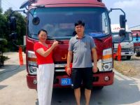 平凡造就伟大,江淮轻卡最美卡哥用双手铸就幸福人生