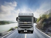 绿通黄金期必须有辆格尔发8×4自动挡载货车